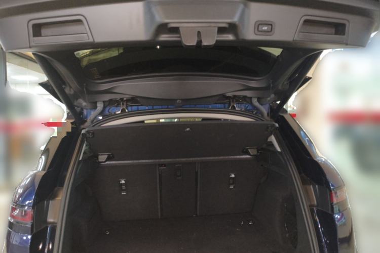 Used Land Rover Range Evoque 2020 249 PS R-DYNAMIC SE Sport Technology Edition Trunk