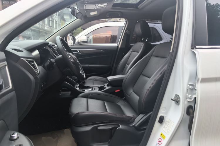 Used CHANGAN CS75 2014 1.8T Automatic Elite Model China IV Standard
