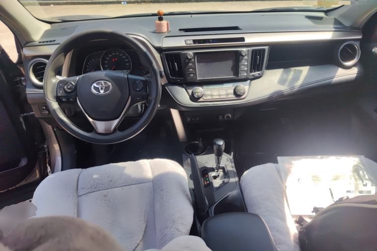 Used Toyota RAV4 2013 2.0L CVT Four-Wheel Drive Fashion Edition
