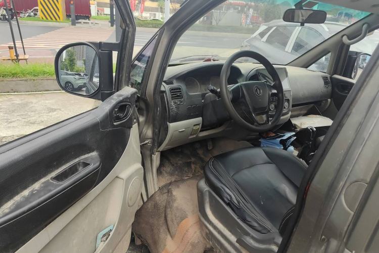 Used FORTHING Lingzhi 2017 Facelifted M3L 1.6L 7-Seater Standard Version