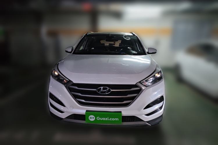 Used Hyundai Tucson 2018 1.6T Dual-Clutch Two-Wheel Drive 15th Anniversary Special Edition
