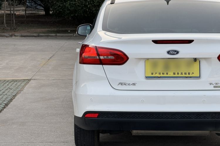 Used Ford Focus 2017 Sedan EcoBoost 180 Automatic Elite Model