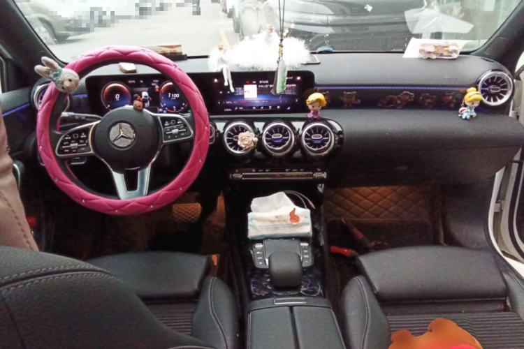 Used Mercedes-Benz A-Class 2022 A 200 Fashion Model Center Console