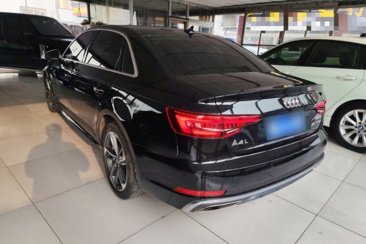 Used Audi A4L 2019 40 TFSI Fashion Edition China VI Emission Standard