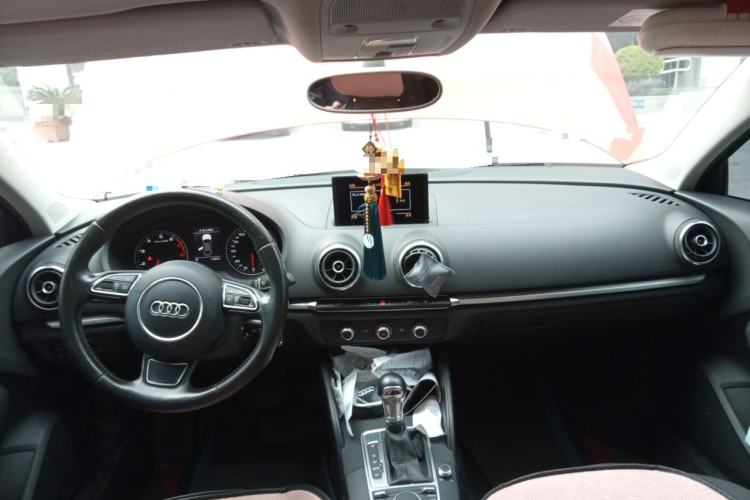 Used Audi A3 2014 Limousine 35 TFSI Automatic Fashion Model
