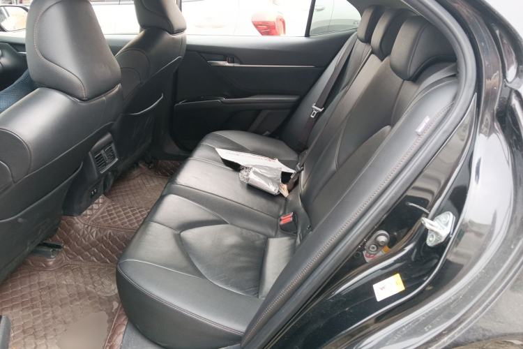 Used Toyota Camry 2018 2.5G Luxury Edition Left Rear Seat