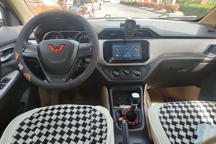 Used Wuling Hongguang 2021 1.5L Facelift S Comfort Version Hydraulic Power Steering LAR Center Console