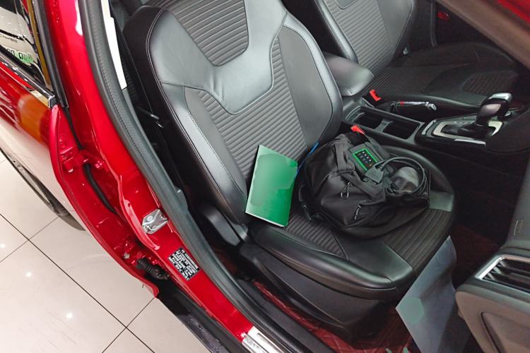 Used Ford Focus 2017 Hatchback EcoBoost 125 Automatic - Ultra-Powerful Style Edition with Smart Drive Features Right Front Seat