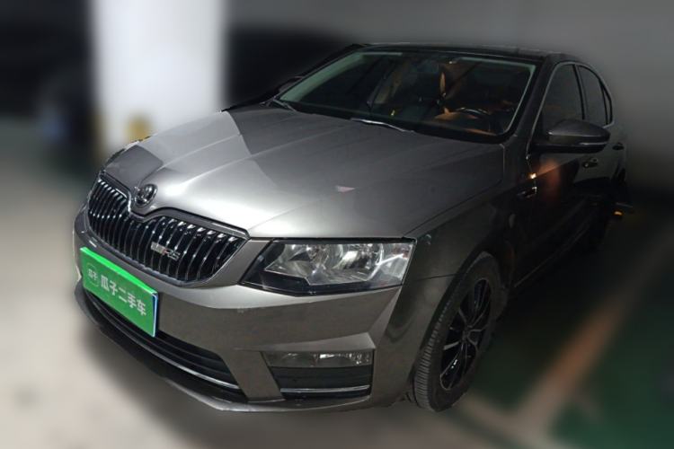 Used Skoda Octavia 2017 1.6L Automatic Smart Drive Edition