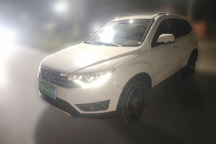 Used FAW Senya R7 2017 1.6L Manual Smart Model