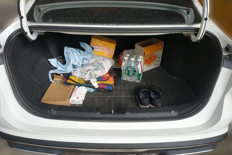 Used Geely Galaxy L6 2025 EM-i 60km Launch Edition Trunk