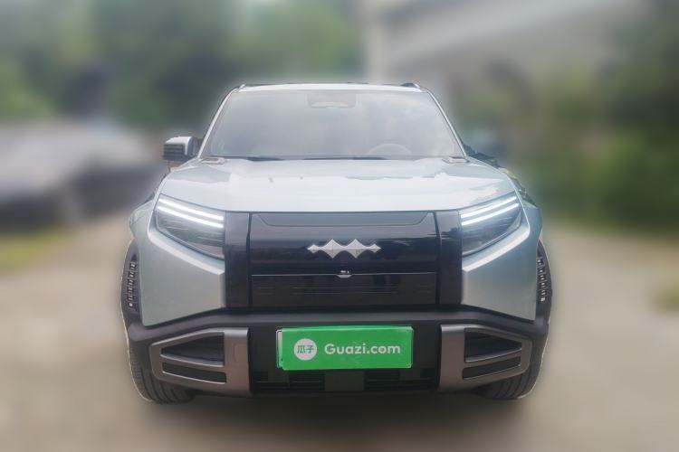 Used Formula Leopard Titanium 3 2025 501KM All-Wheel Drive Intelligent Driving Ultra Version
