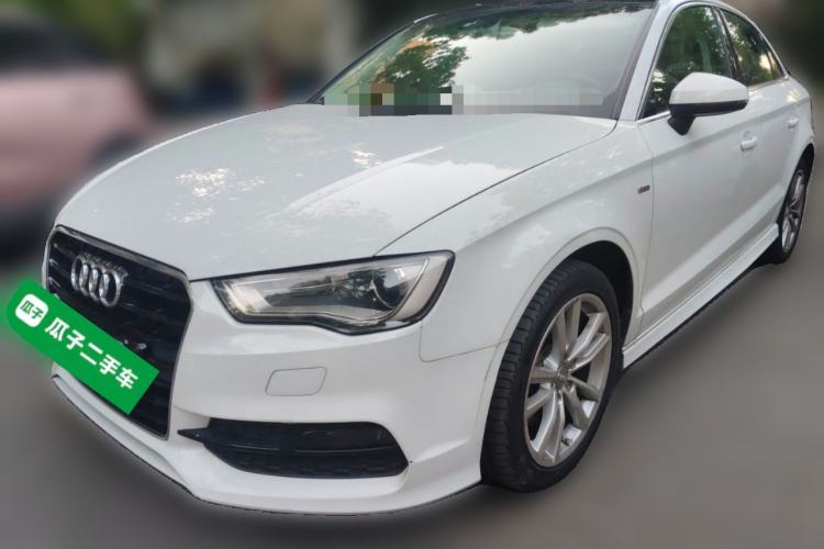 Used Audi A3 2014 Limousine 40 TFSI S line Comfort Model