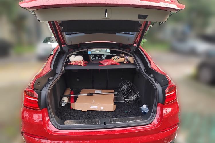 Used BMW X4 2014 xDrive28i Leading Model Trunk