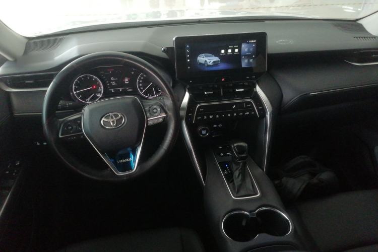 Used Toyota Venza 2023 2.0L CVT Two-Wheel Drive Luxury Edition
