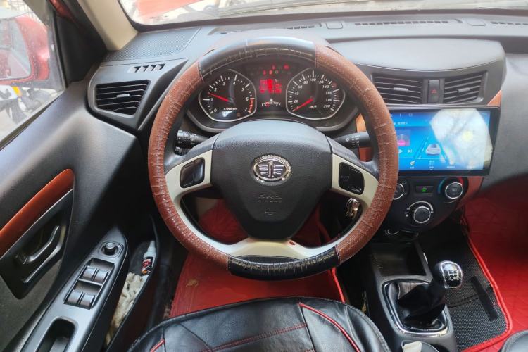 Used FAW Xiali N7 2013 1.3L Manual Luxury Model
