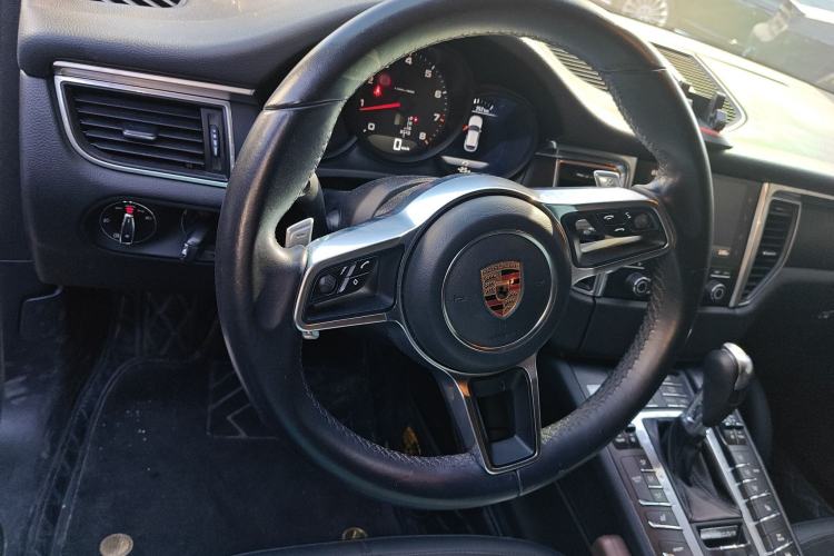 Used Porsche Macan 2017 Macan 2.0T