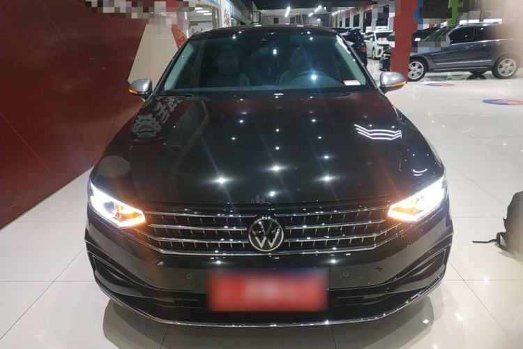 Used Volkswagen Magotan 2026 30 Million Vehicles Selected Model 380TSI DSG Luxury Edition