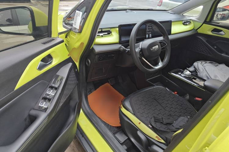 Used Geometry E Firefly 2022 401KM Lightning Tiger 4-Seater Driver Seat