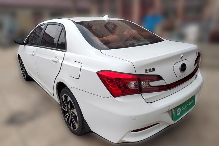 Used BYD Qin New Energy 2015 1.5T Dual-Crown Flagship Plus Edition Rear Left 45 Deg