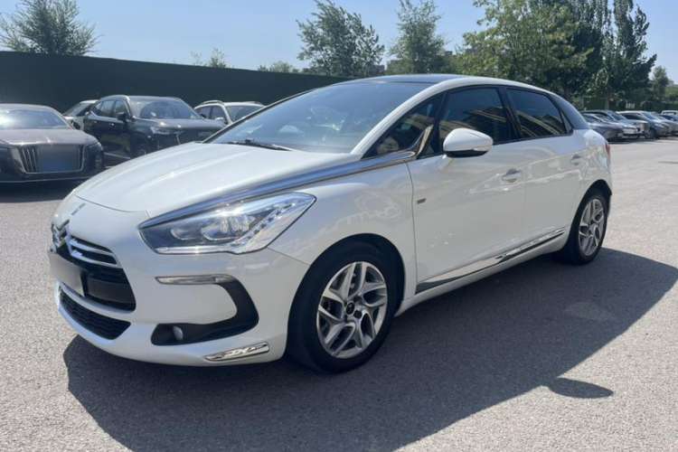 Used DS 5 2014 1.6T Elegant Edition THP200