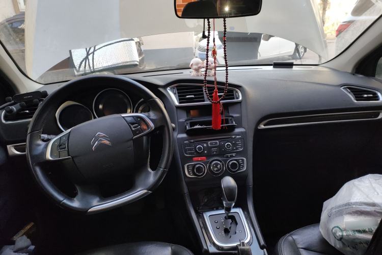 Used Citroen C4L 2013 1.6 THP Automatic Impression Edition
