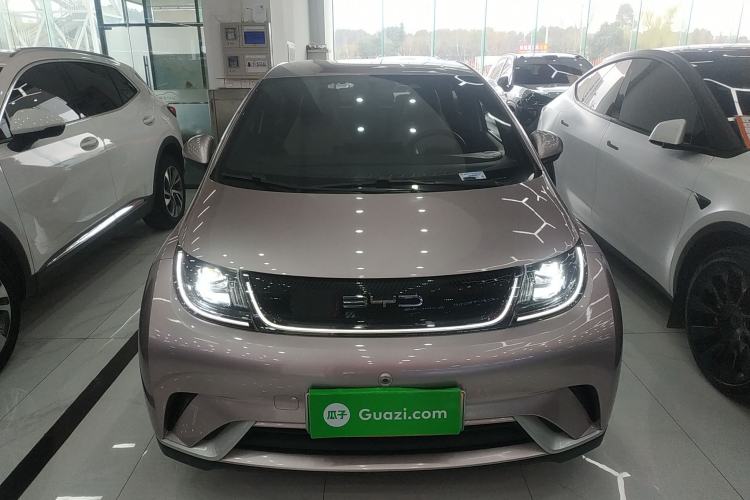 Used BYD Dolphin 2023 420 km Free Version
