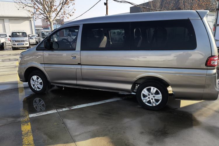 Used FORTHING Lingzhi 2018 M5L 1.6L 9-Seater Comfort Model
