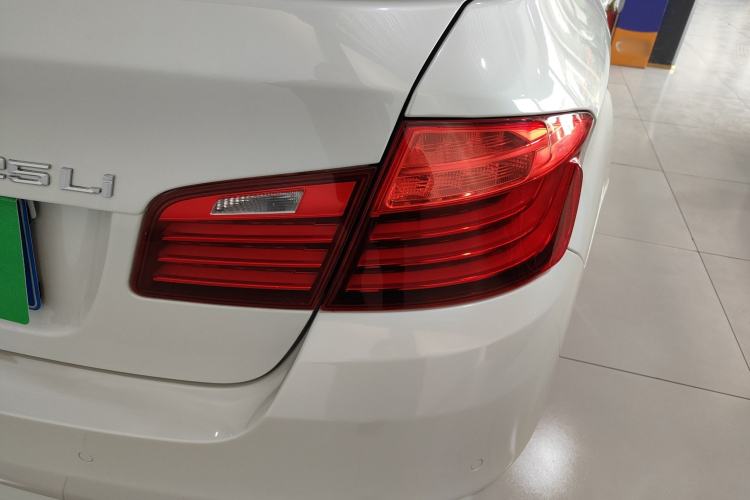 Used BMW 5 Series 2014 525Li Leading Model