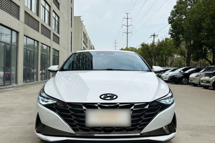 Used Hyundai Elantra 2022 1.5L CVT LUX Prestige Edition