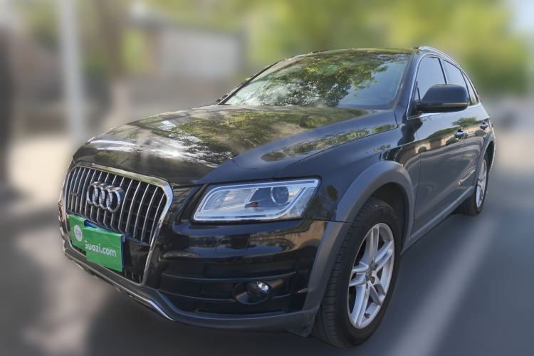 Used Audi Q5 2018 Collector's Edition 40 TFSI Technology Model