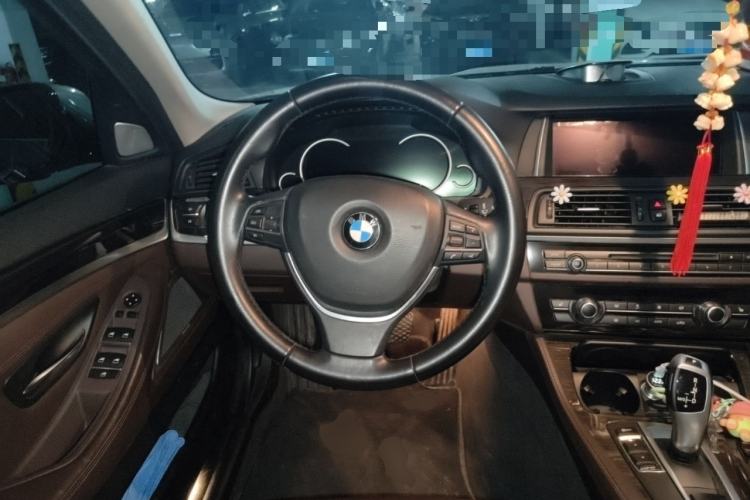 Used BMW 5 Series 2014 525Li Luxury Design Package