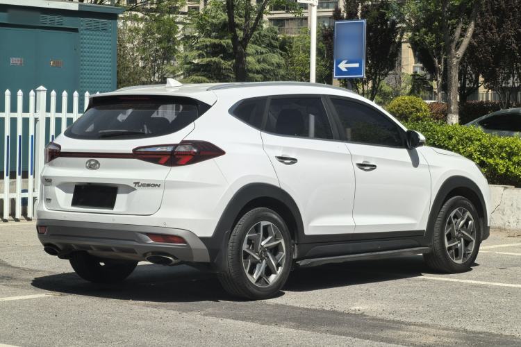 Used Hyundai Tucson 2019 280TGDi Dual-Clutch Two-Wheel Drive Smart Connect Version China VI
