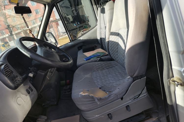 Used Ford Classic Transit 2013 2.8T Diesel Standard Version Short Wheelbase Mid-Roof JX493ZLQ4 Left Front Seat