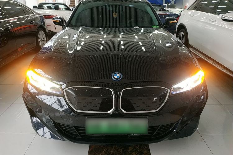 Used BMW i3 2023 eDrive 40 L Midnight Sports Package Front