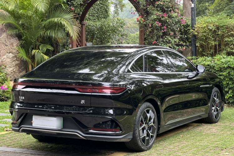 Used BYD Han 2022 DM-i 242km Flagship Model Exterior 5