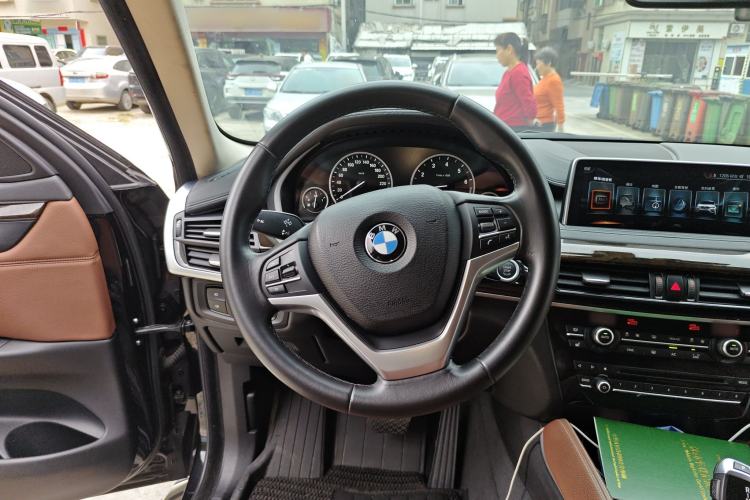 Used BMW X6 2017 xDrive28i
