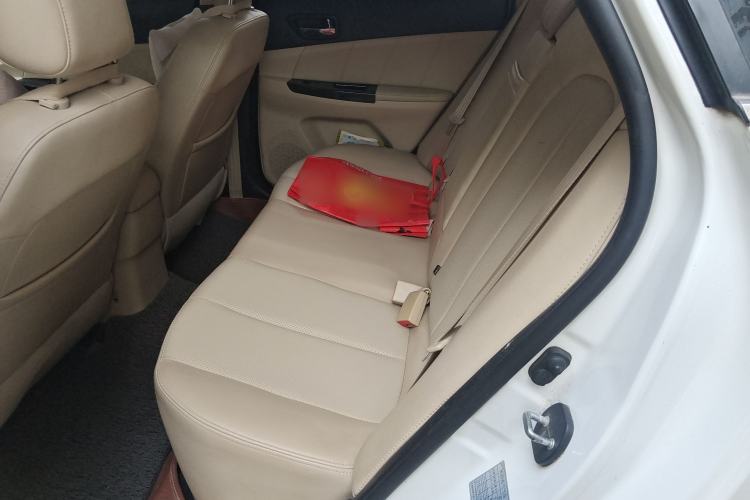 Used Changan Eado 2015 1.6L Manual Luxury Model China V Standard
