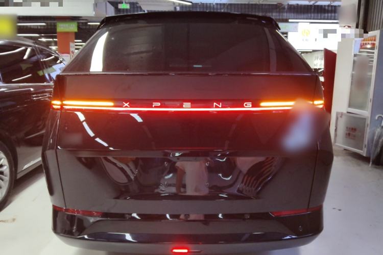 Used XPeng X9 2024 702 Ultra-Long Range Pro Rear