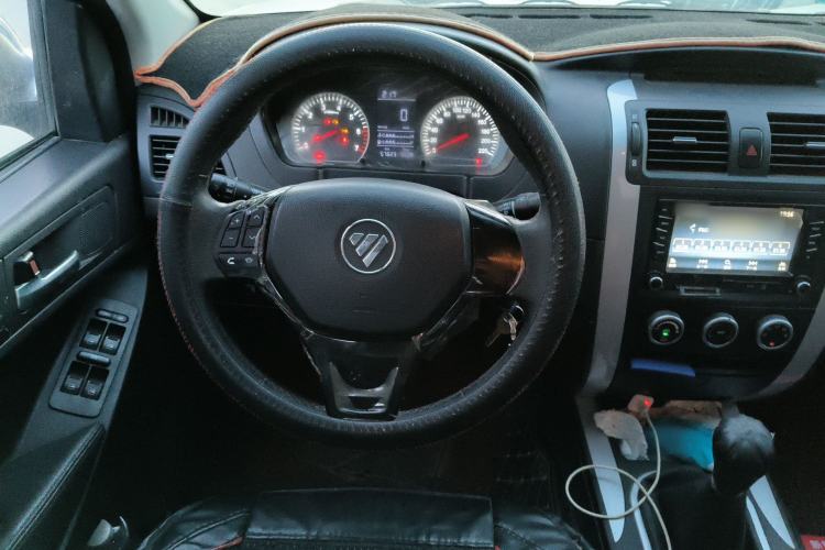 Used Foton Tunland 2018 2.4L E5 Two-Wheel Drive Elite Version 4G69S4M
