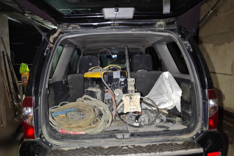 Used Nissan Paladin 2013 2.4L Two-Wheel Drive Standard Edition Emission Standard China IV Trunk