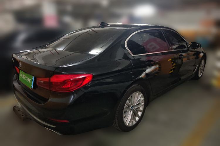 Used BMW 5 Series 2019 Updated 530Li xDrive Luxury Package Rear Right 45 Deg
