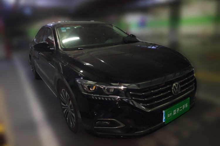 Used Volkswagen Passat 2019 330TSI Luxury Edition China VI Standard