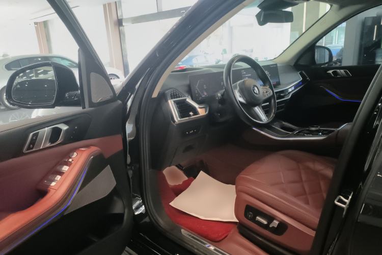 Used BMW X5 2023 xDrive 30Li Luxury M Sport Night Edition Package