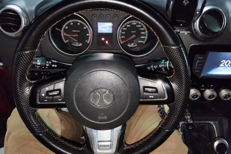 Used BAIC Off-Road BJ40 2016 40L 2.3T Manual All-Wheel Drive Prestige Edition Steering Wheel