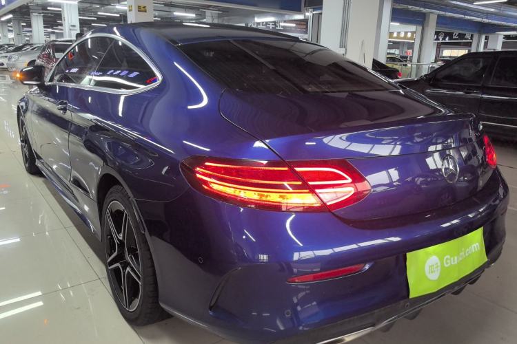 Used Mercedes-Benz C-Class 2020 C 260 Coupe Exterior 2