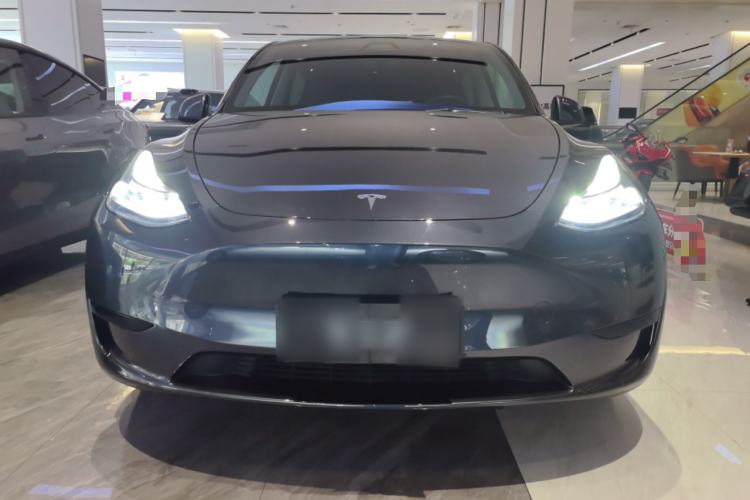 Used Tesla Model Y 2024 Rear-Wheel-Drive Version Front