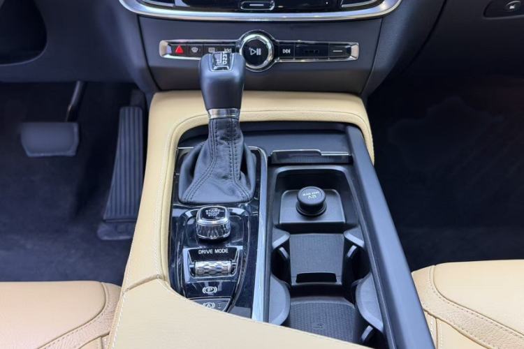 Used Volvo V90 2019 Cross Country T5 AWD Smart Range Version China V Standard