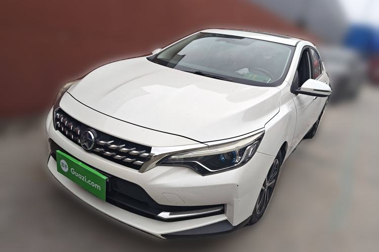 Used Venucia D60 2019 1.6L XL CVT Smart Connect Elite Edition