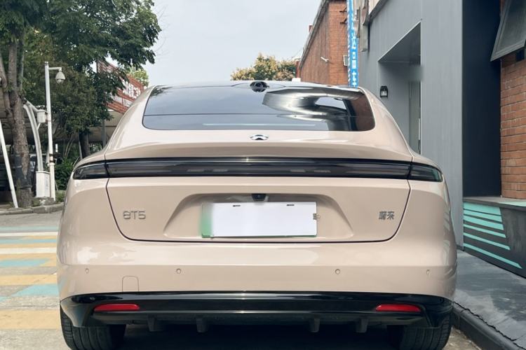 Used Nio ET5 2025 75 kWh
